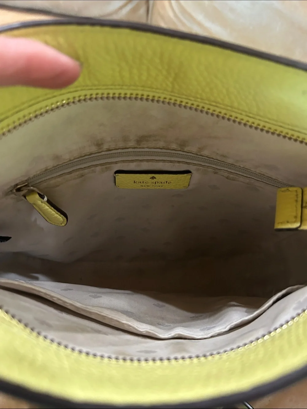 Kate Spade New York LEILA TOP ZIP CROSSBODY in frosted lime